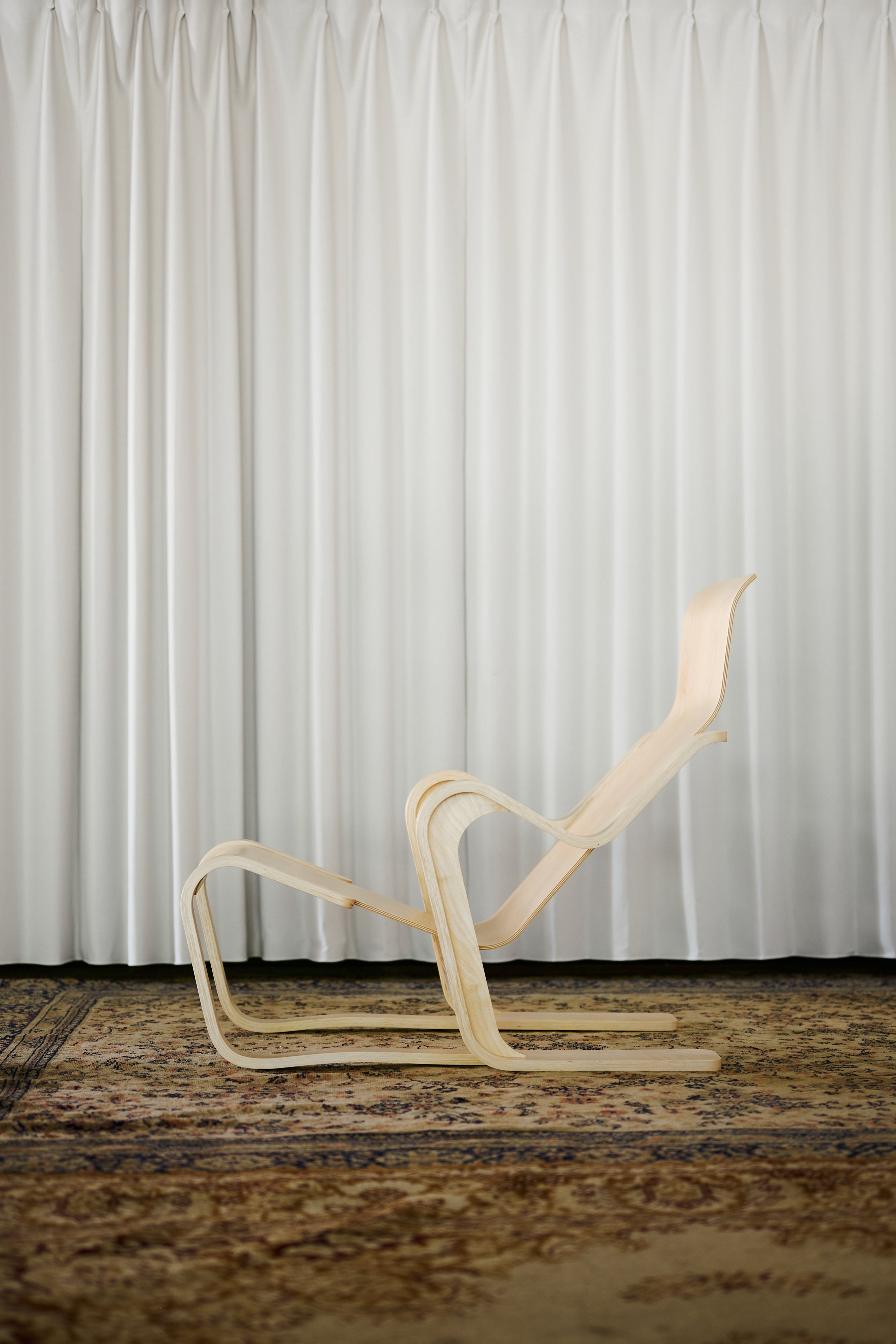 Isokon_Short Chair