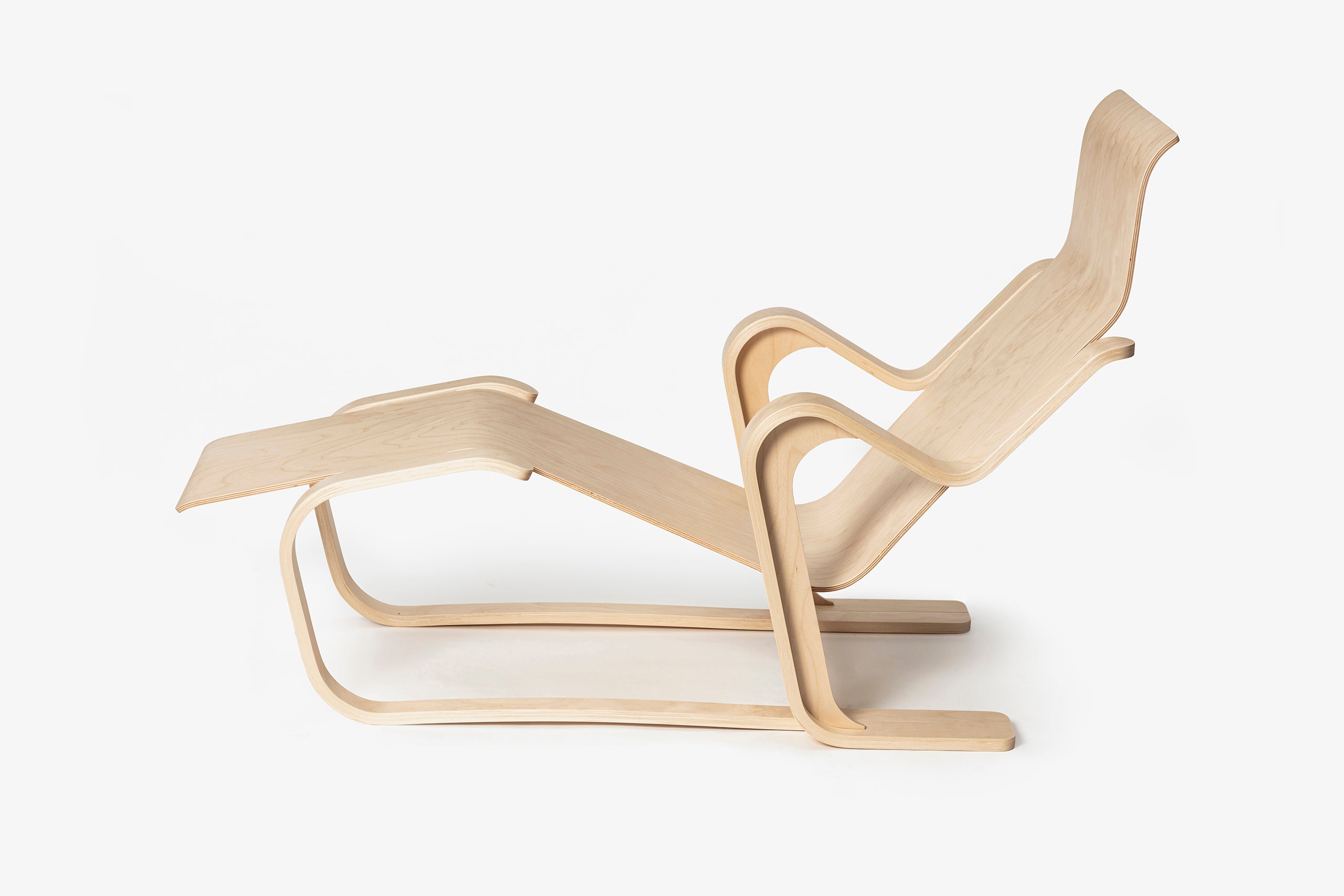Isokon_LONG CHAIR